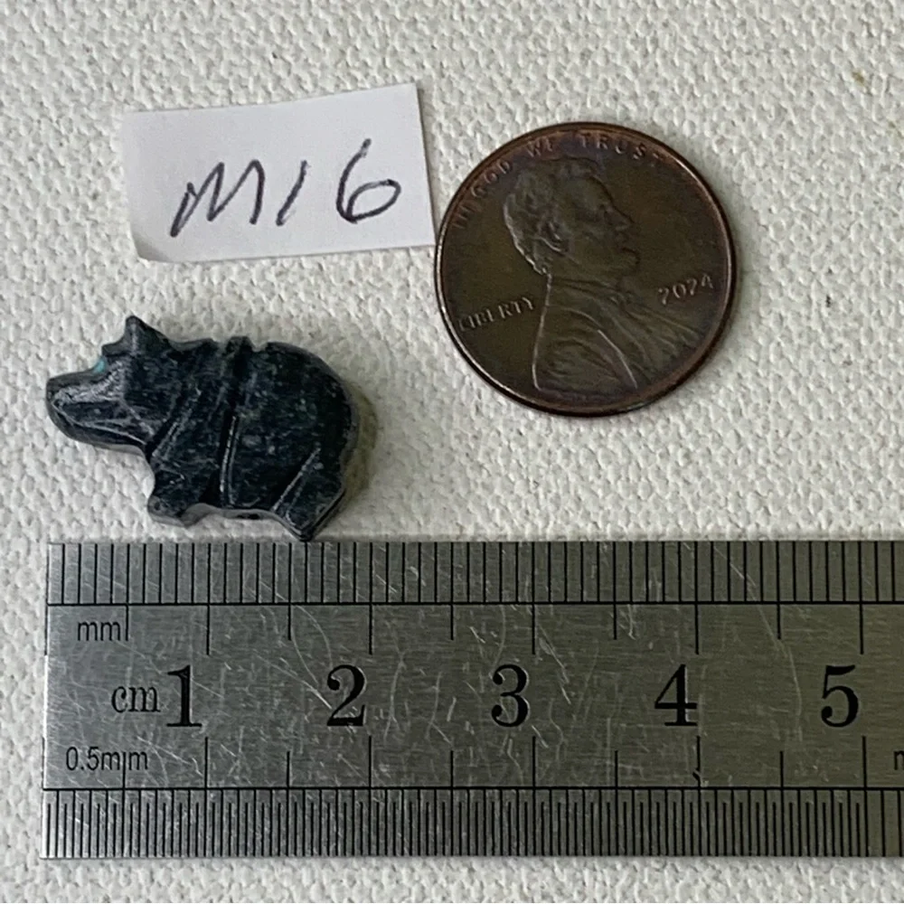 Native American Style Zuni Bear Fetish Bead Black Drilled Stone Mini Animal .7